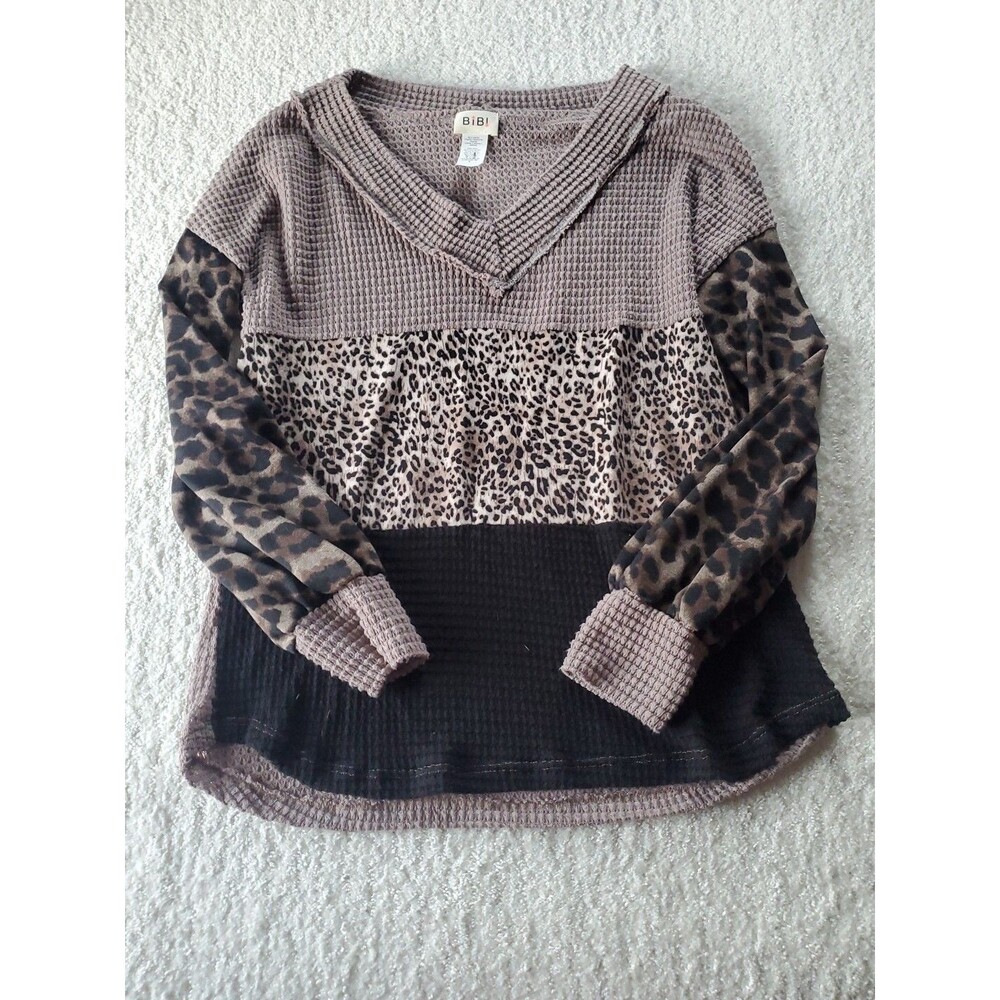 Bibi Small Waffle Knit Leopard Print Long Sleeve V-Neck Top Bohemian Black Brown